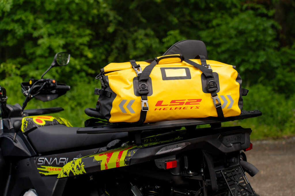 Geantă Moto  ATV Impermeabilă 65L PVC - Bagaj Waterproof pentru Motocicletă, Enduro, Adventure, Touring, UTV. Cutie atv