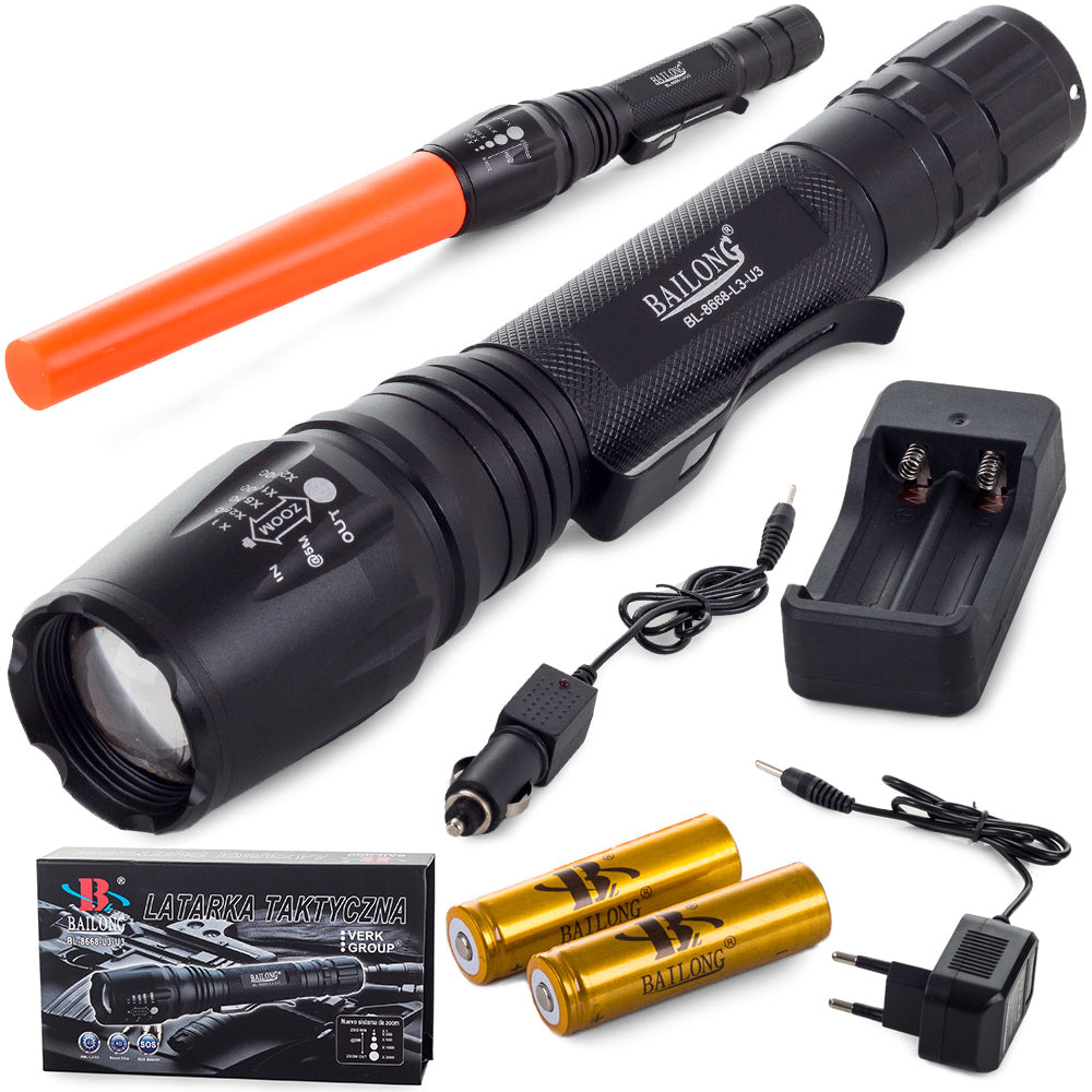 Lanterna Puternica cautare, police, offroad , CREE , din aluminiu,functie zoom, iluminare 600metri, lanterna militara